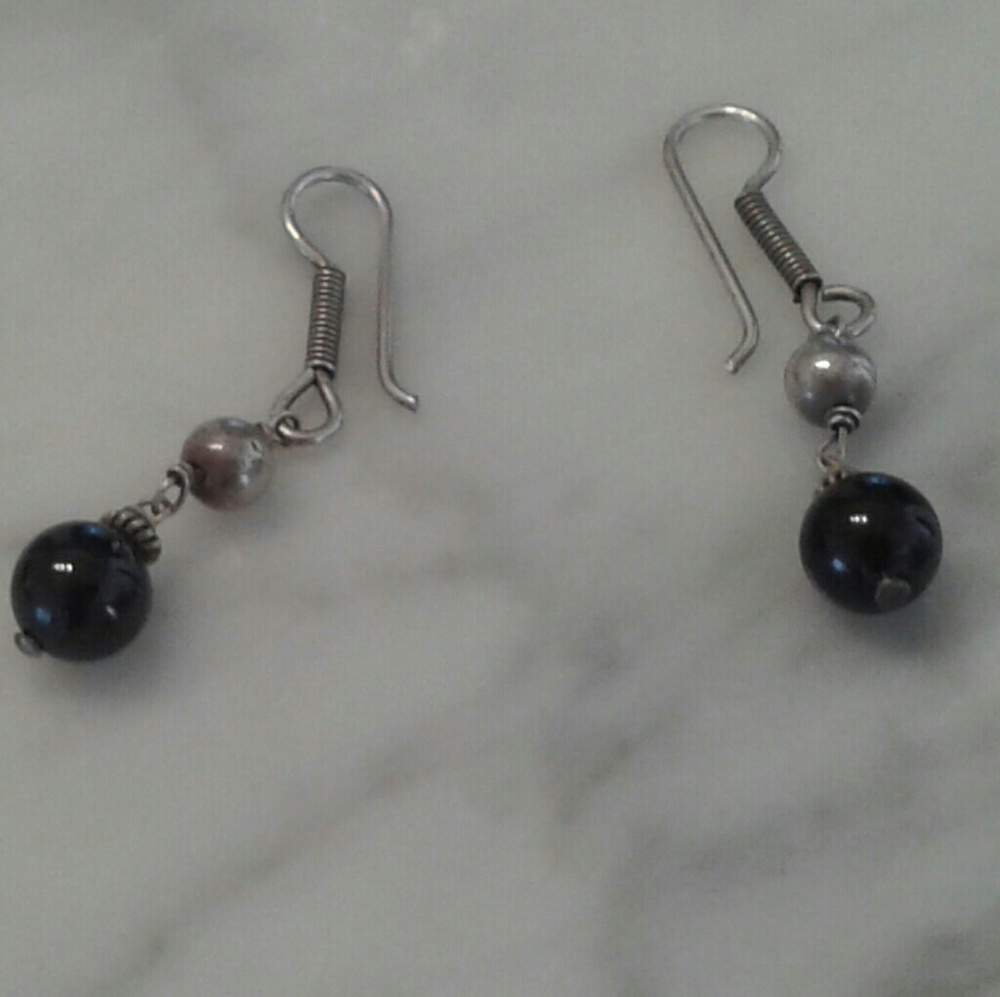 Silver and black stone earings